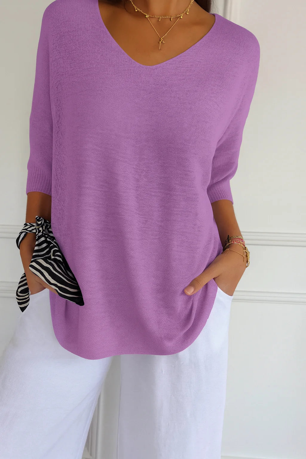 Damski sweter z dekoltem w serek i rękawem 3/4 | Styl casualowy