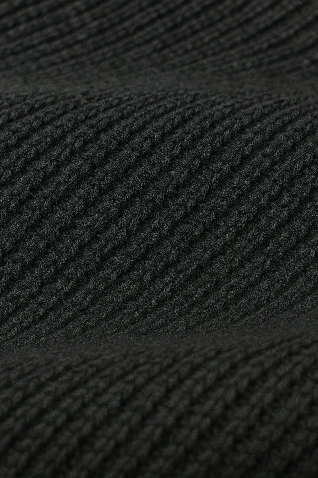 Damski sweter z golfem o luźnym kroju | Styl elegancki