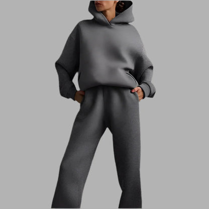 Damski komplet dresowy z kapturem | Styl casualowy